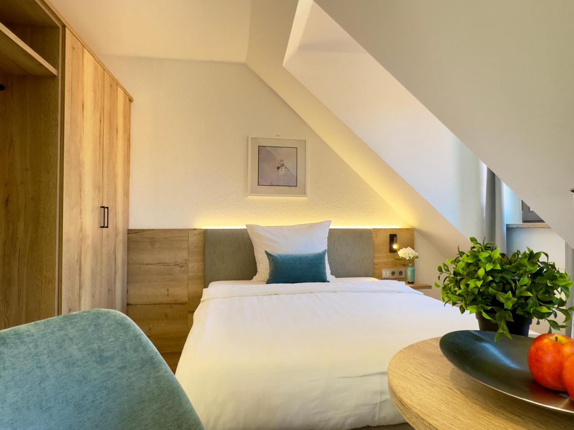 Living & Serviced By Blauer Wolf Apartment