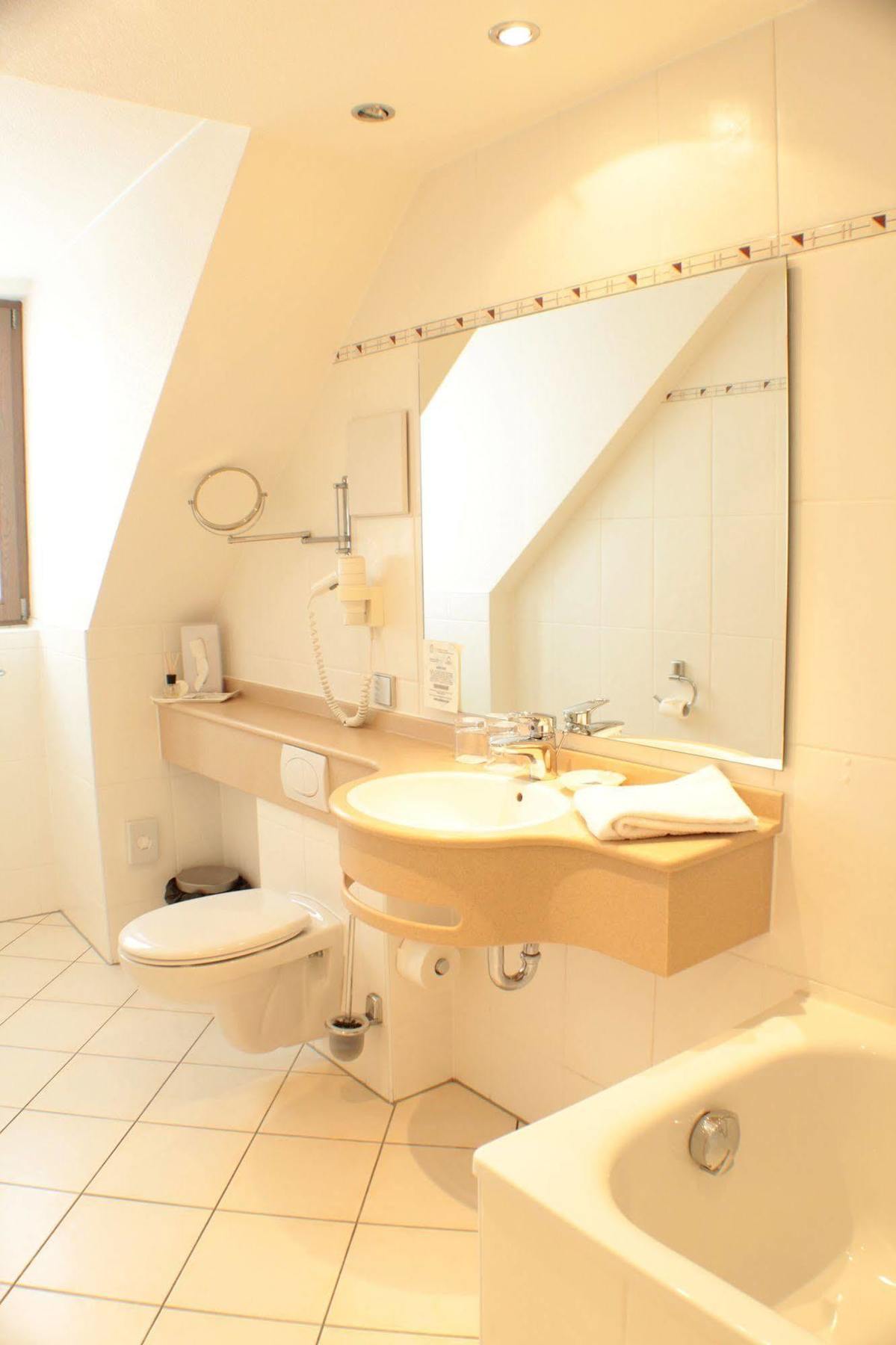 Apartment Living & Serviced By Blauer Wolf